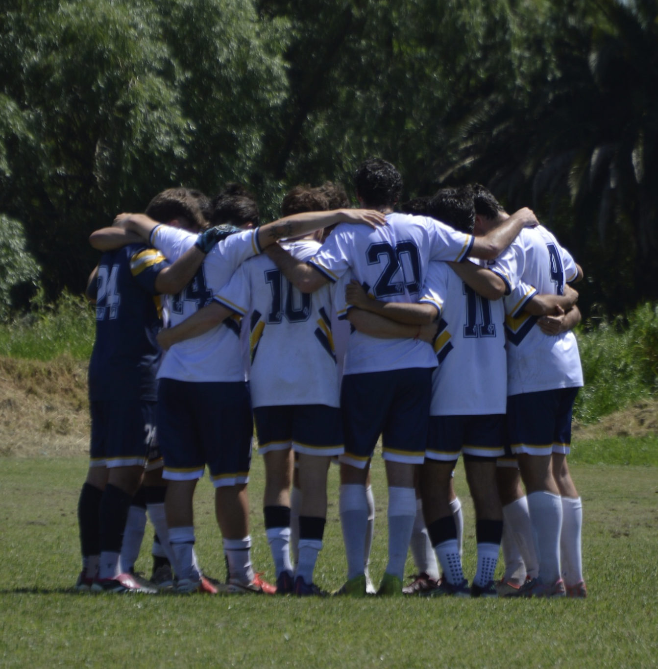 Ganó y se subió a la punta